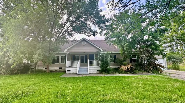 $249,900 | 20053 Esterbrook Road, Ponchatoula, LA 70454