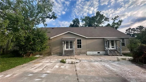 $249,900 | 20053 Esterbrook Road, Ponchatoula, LA 70454