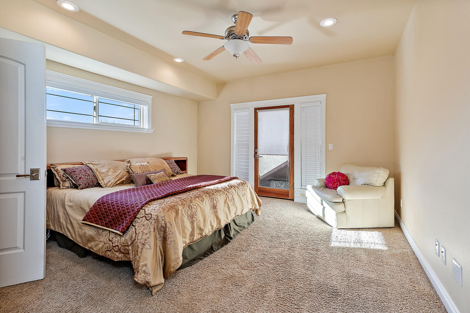 1306 Poppy Ridge Drive Eagle Point, OR 97524 - Photo 13 of 32 13