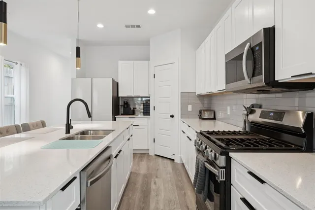 $335,000 | 2608 Birmingham Avenue, Dallas, TX 75215