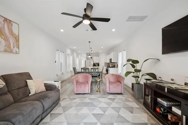 $335,000 | 2608 Birmingham Avenue, Dallas, TX 75215