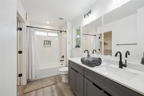 $325,000 | 2608 Birmingham Avenue, Dallas, TX 75215