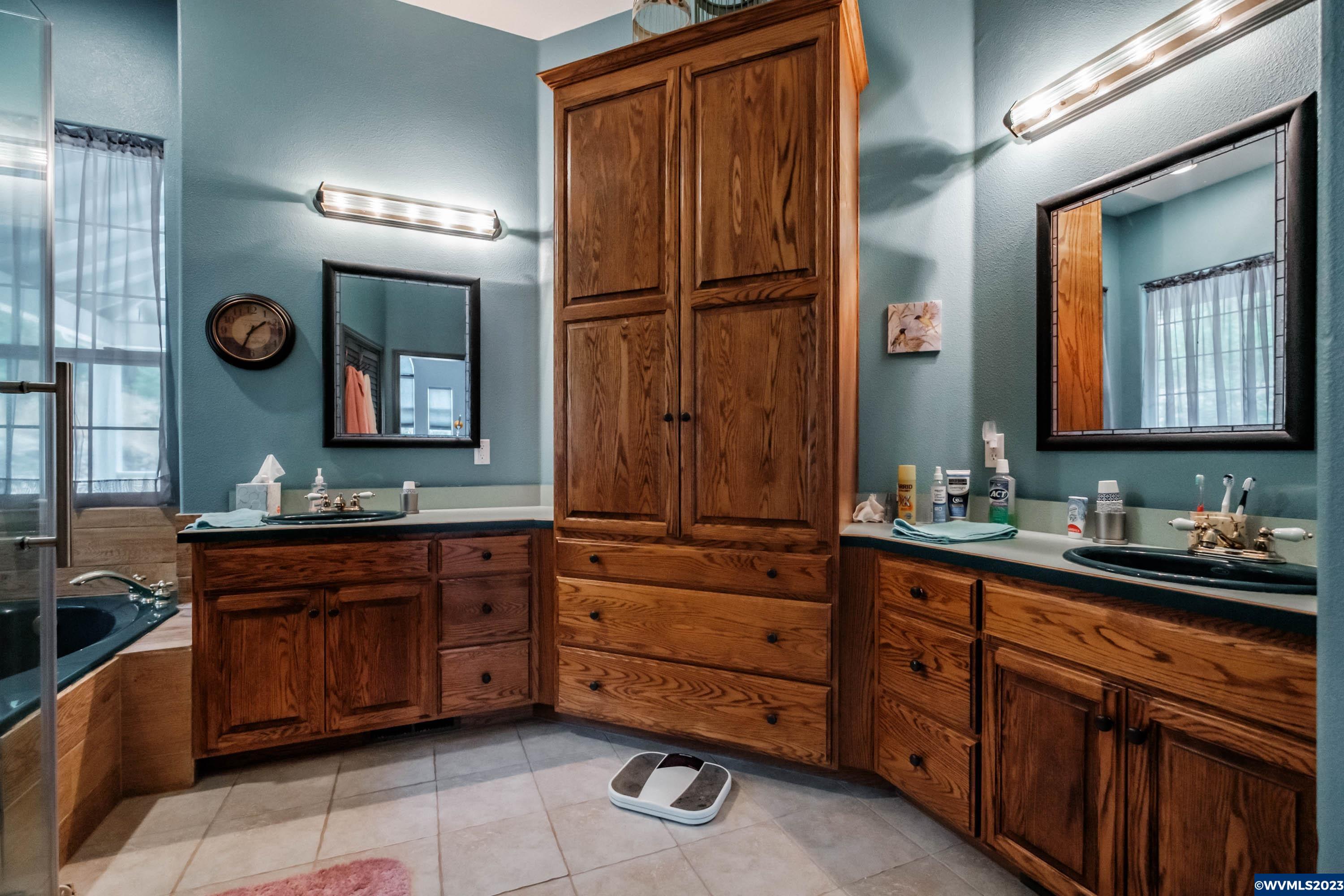30906 Pineway Road Lebanon, OR 97355 - Photo 19 of 40 Gallery Image 19