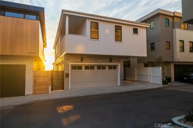 a view of front door of house