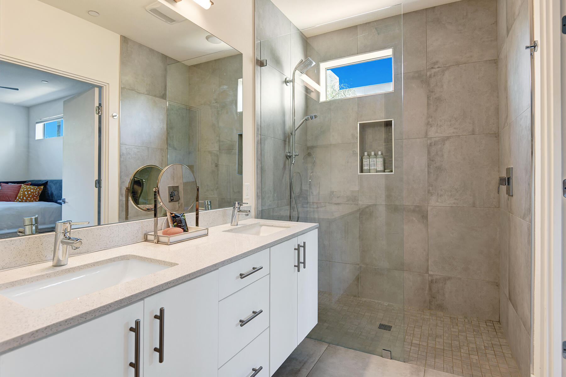 179 The River Palm Springs, CA 92262 - Photo 14 of 29 PRIMARY BATHROOM.jpg mls