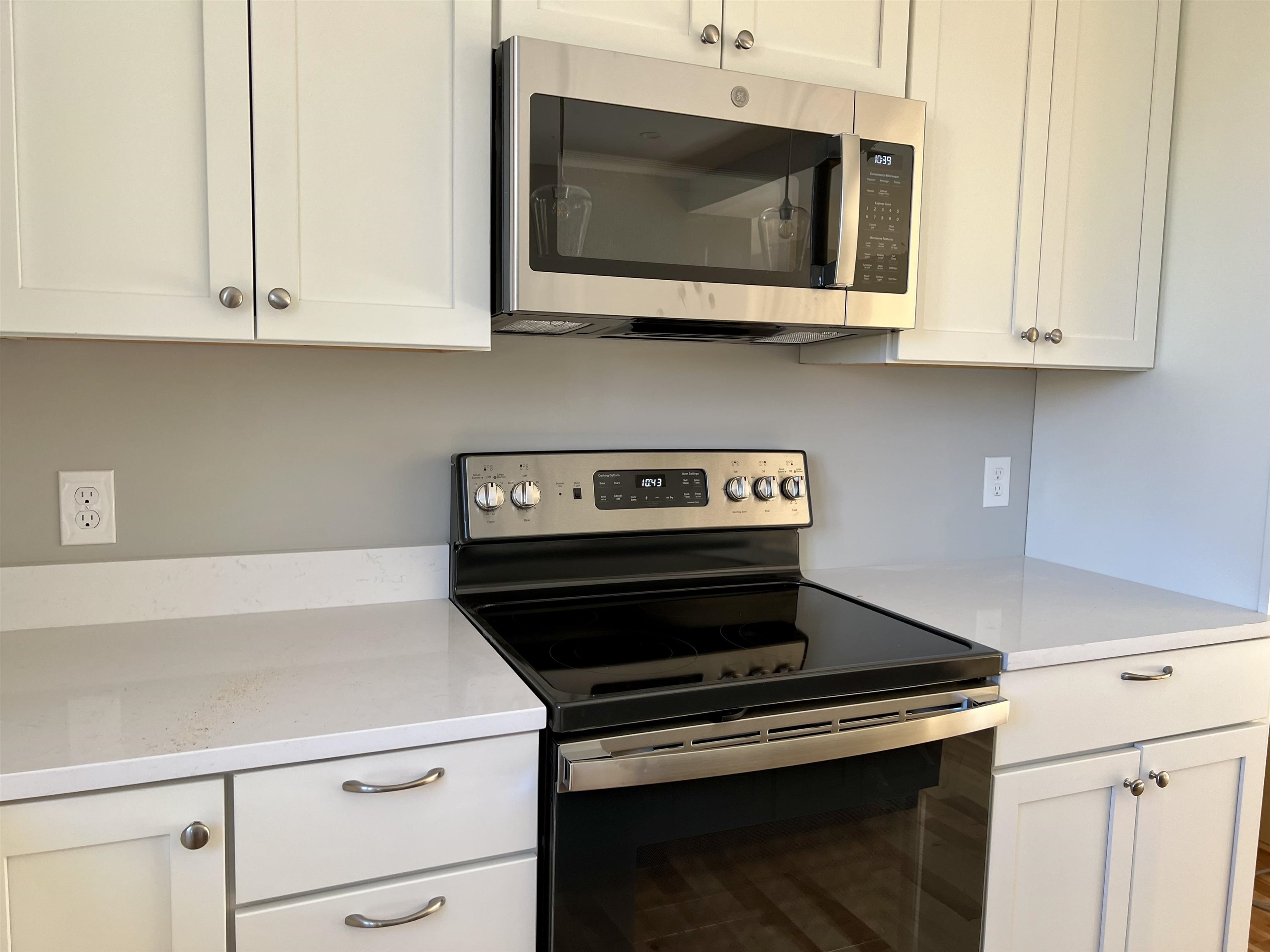 30 Green Road, Unit 13 Newmarket, NH 03857 - Photo 6 of 29 Gallery Image 6