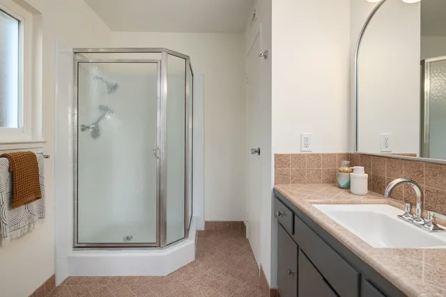 $799,000 | 2324 Lakeshore Avenue, Oakland, CA 94606