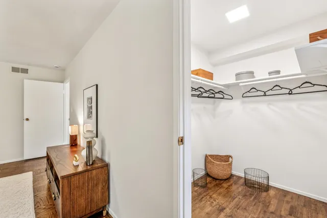 $799,000 | 2324 Lakeshore Avenue, Oakland, CA 94606