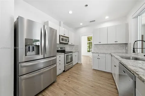 $1,050,000 | 11070 Minneapolis Drive, Cooper City, FL 33026