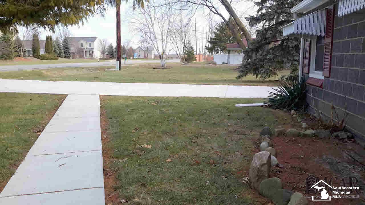 4180 Newport Road Newport, MI 48166 - Photo 13 of 14 Front Side Walk Area