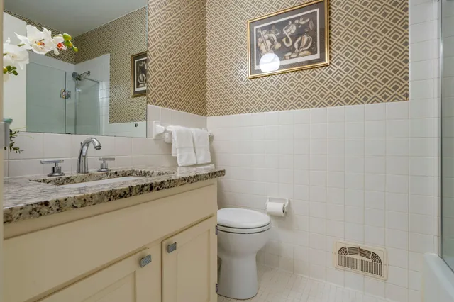 $3,000 | 14641 Crestview Lane, Minnetonka, MN 55345