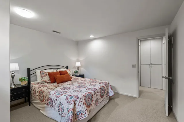 $3,000 | 14641 Crestview Lane, Minnetonka, MN 55345