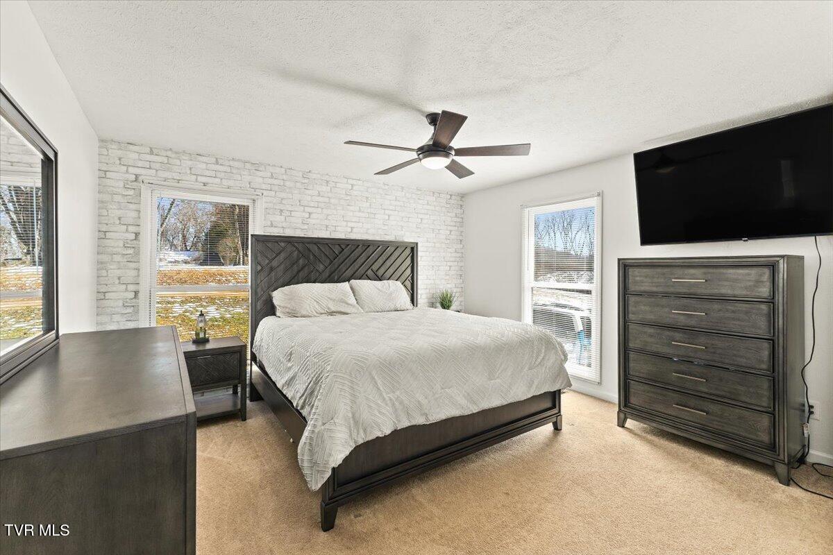 144 Zeb Grindstaff Road Elizabethton, TN 37643 - Photo 15 of 47 13-128A4039