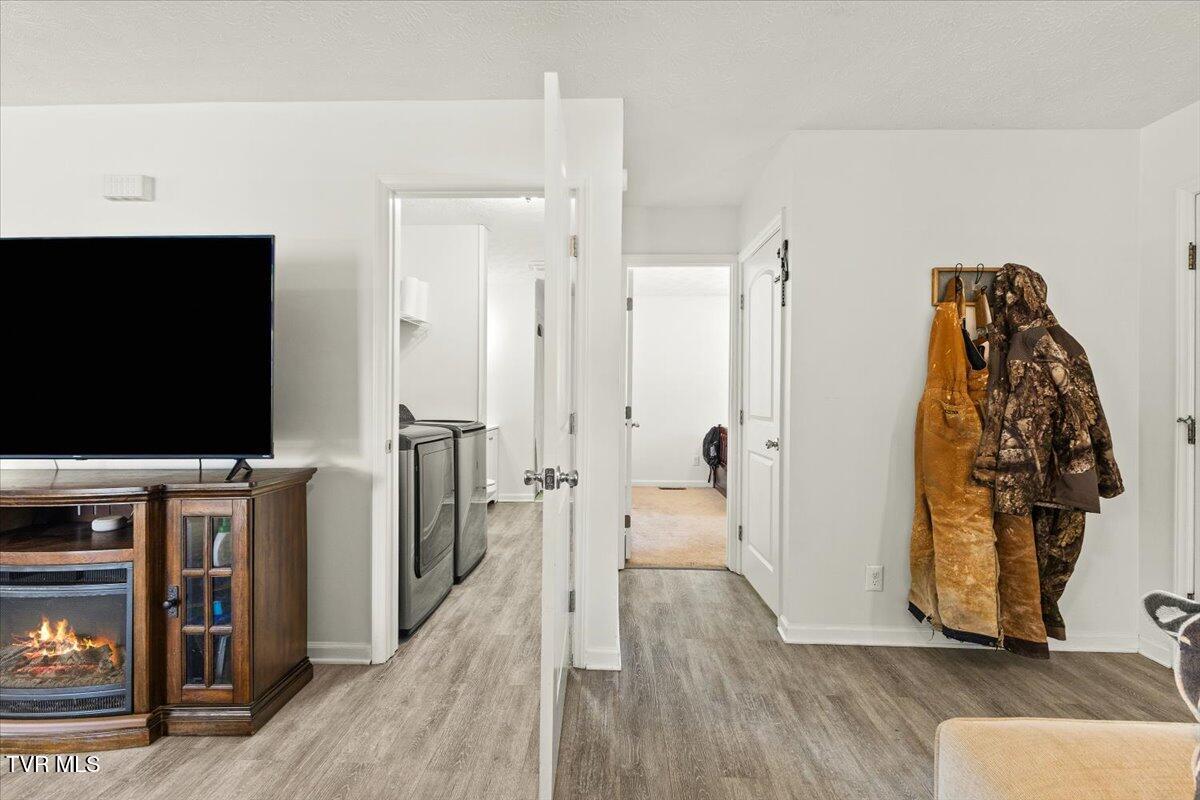 144 Zeb Grindstaff Road Elizabethton, TN 37643 - Photo 17 of 47 15-128A4008