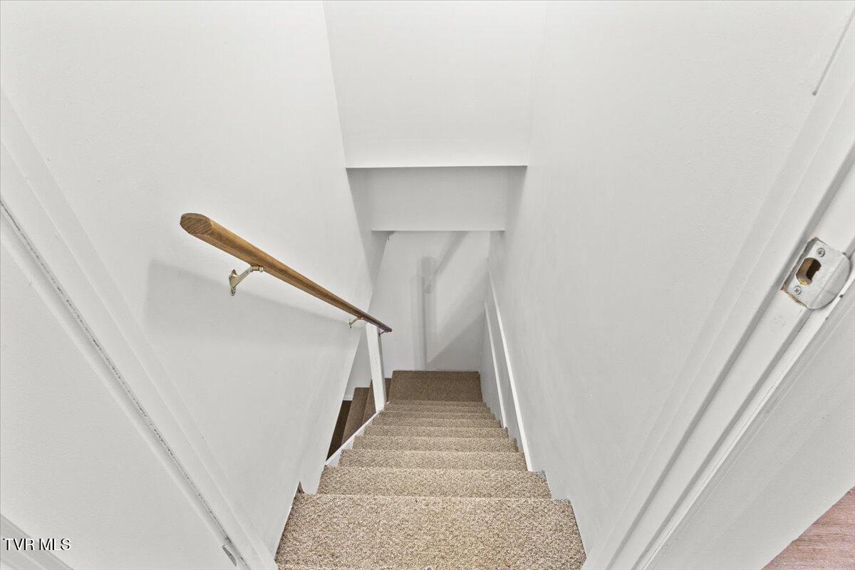 144 Zeb Grindstaff Road Elizabethton, TN 37643 - Photo 25 of 47 23-128A3987