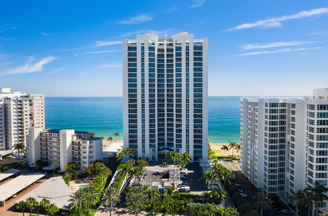 Aquazul Condo 1600 S Ocean Blvd, Pompano Beach, FL 33062 - Photo 3 of 31