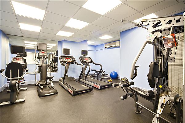 Candela Tower 56 7th Ave, Manhattan, NY 10011 - Photo 3 of 5