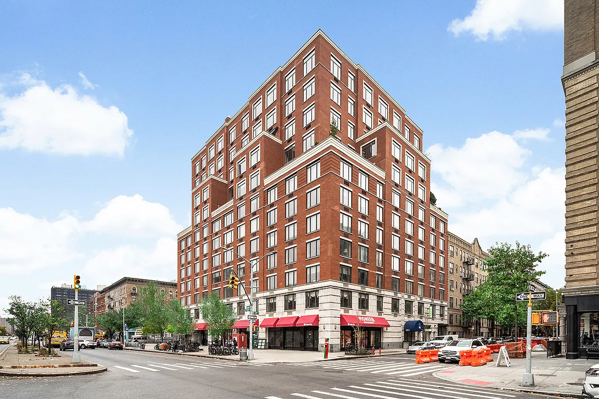 The Lenox 380 Lenox Ave, Manhattan, NY 10027 - Photo 2 of 2