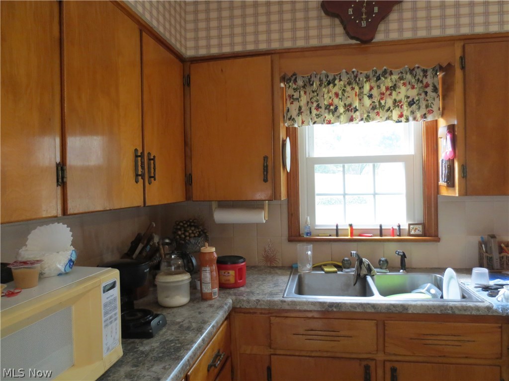 3136 Oser Road Norton, OH 44203 - Photo 4 of 8