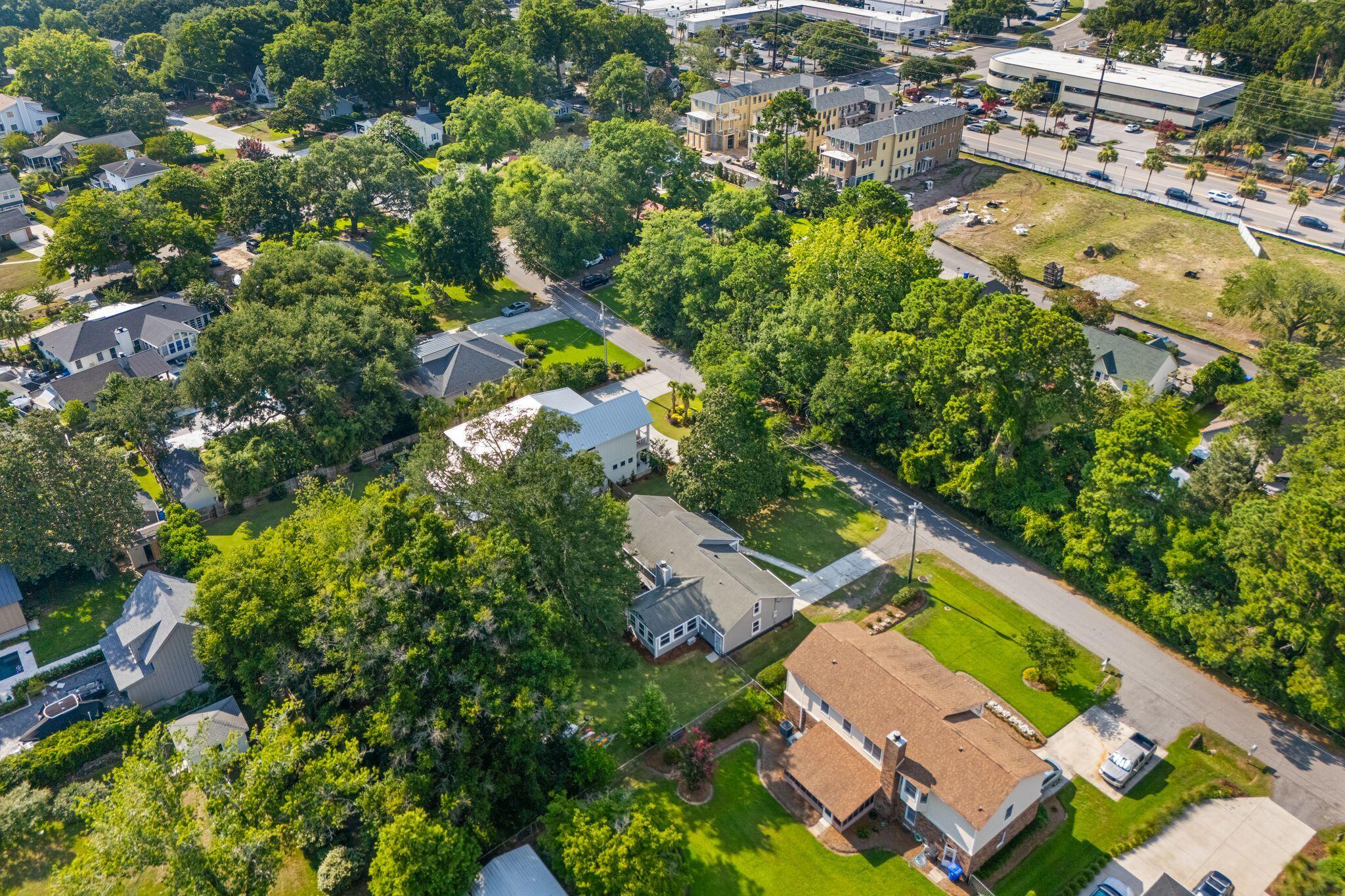 317 Hawthorne Street Mount Pleasant, SC 29464 - Photo 37 of 55 317-Hawthorne-43