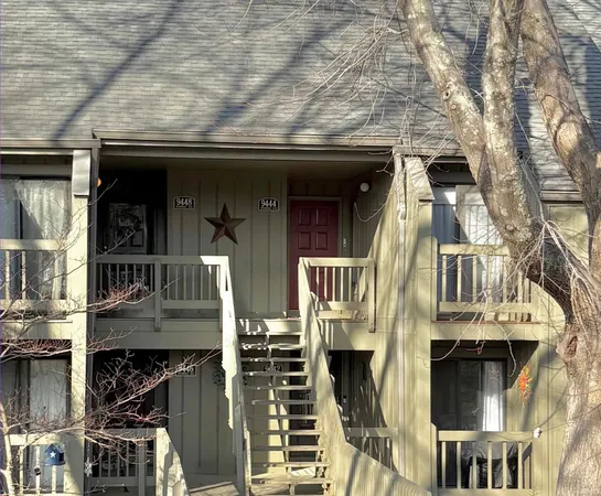 $196,000 | 9444 South Lake Ridge Drive, Bloomington, IN 47401
