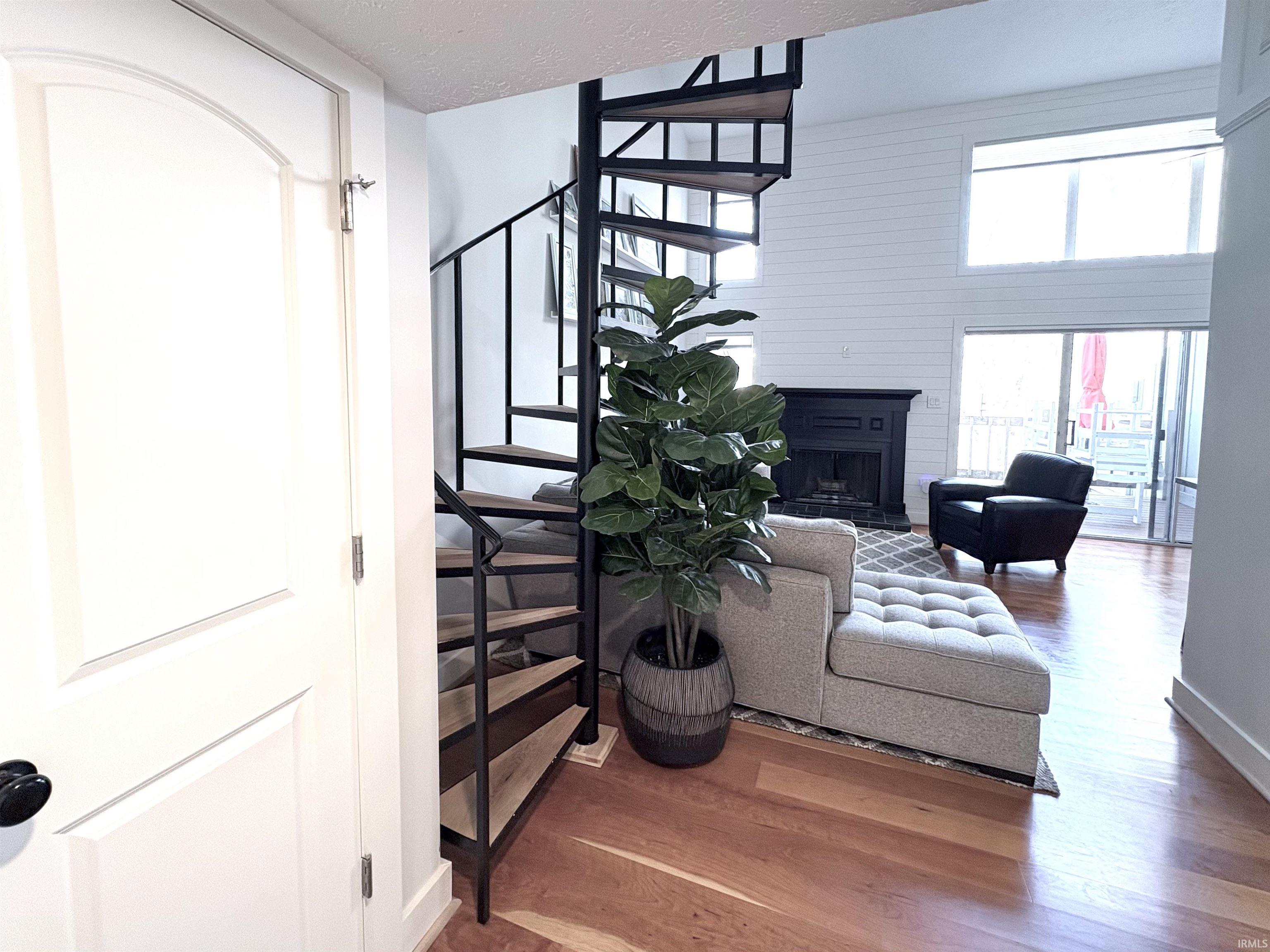 9444 South Lake Ridge Drive Bloomington, IN 47401 - Photo 2 of 23