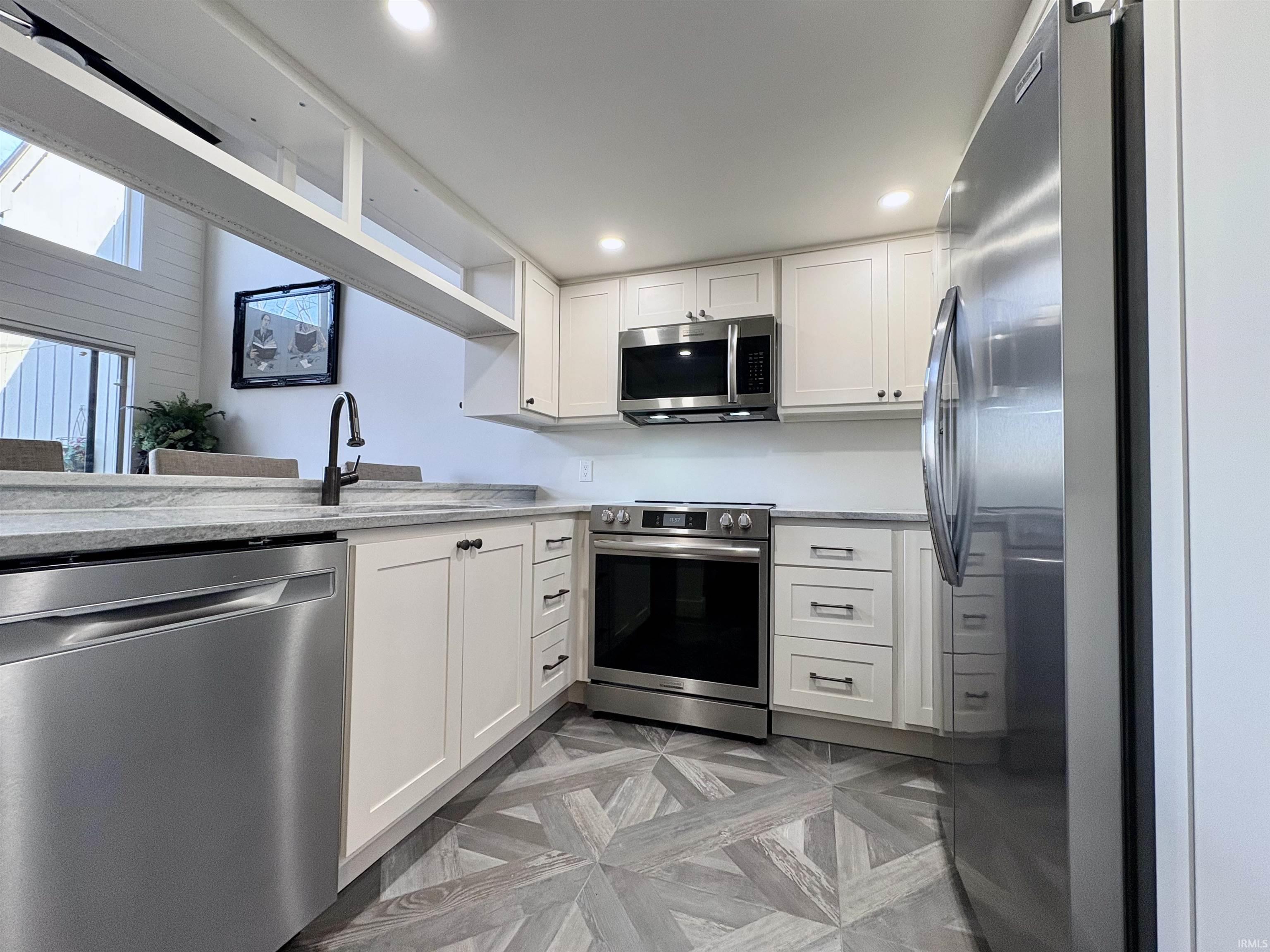 9444 South Lake Ridge Drive Bloomington, IN 47401 - Photo 22 of 23