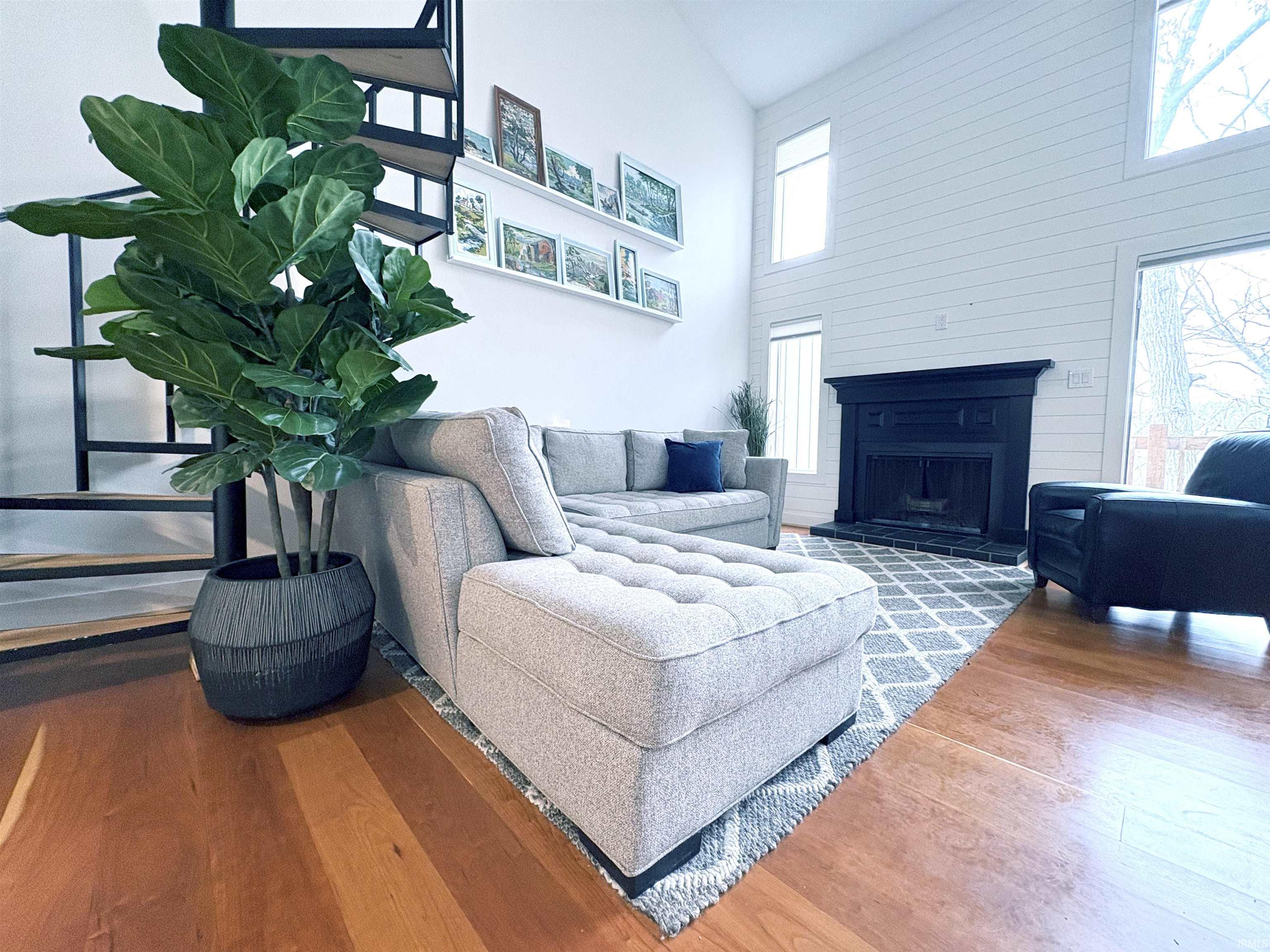 9444 South Lake Ridge Drive Bloomington, IN 47401 - Photo 3 of 23