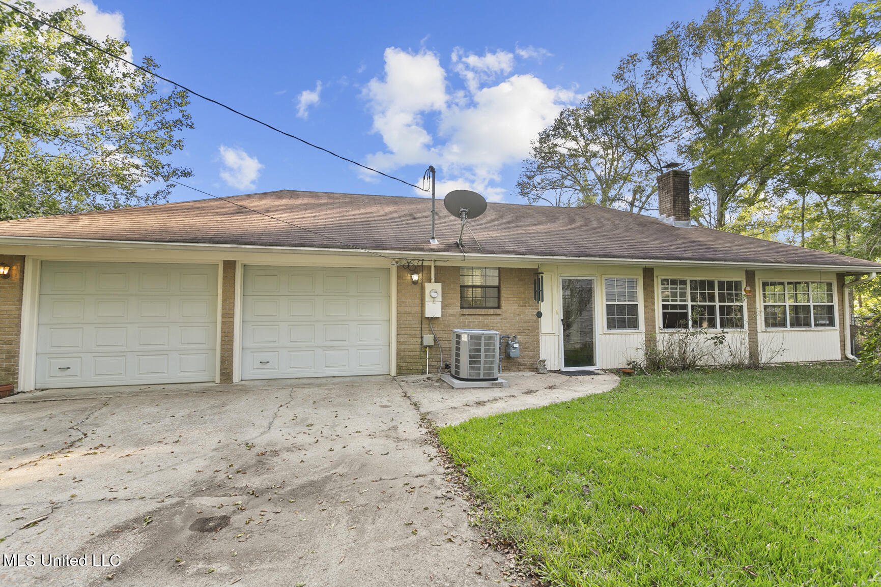 811 North Maple Drive D'Lo, MS 39044 - Photo 8 of 22 811 N Maple final-9