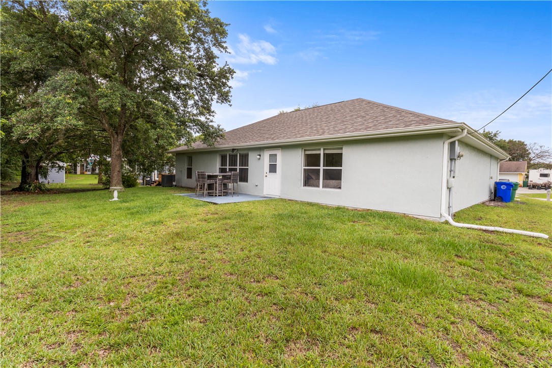 1452 Seahouse Street Sebastian, FL 32958 - Photo 27 of 28