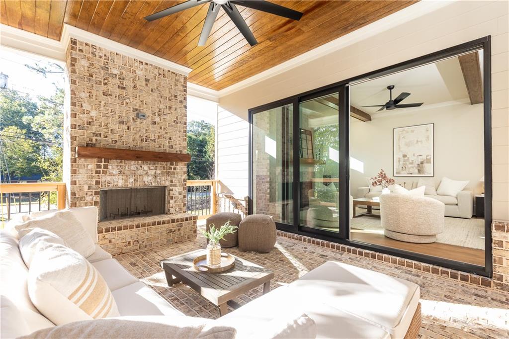 1959 Highgrove Court Decatur, GA 30033 - Photo 14 of 25