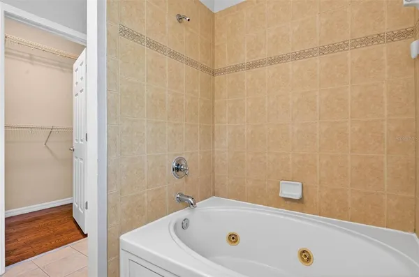 $2,950 | 12618 Weston Drive, Tampa, FL 33626