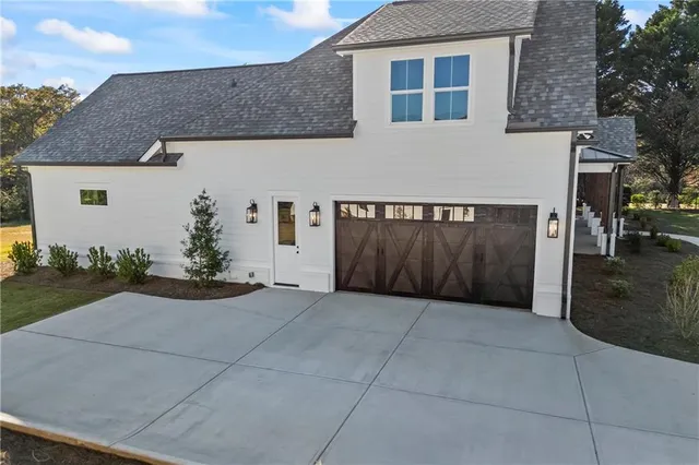 $739,900 | 1300 Grapevine Trail, Monroe, GA 30656