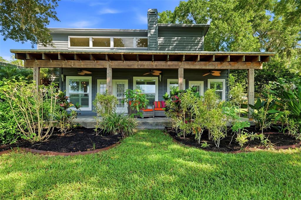 708 Warren Road Lutz, FL 33548 - Photo 9 of 65