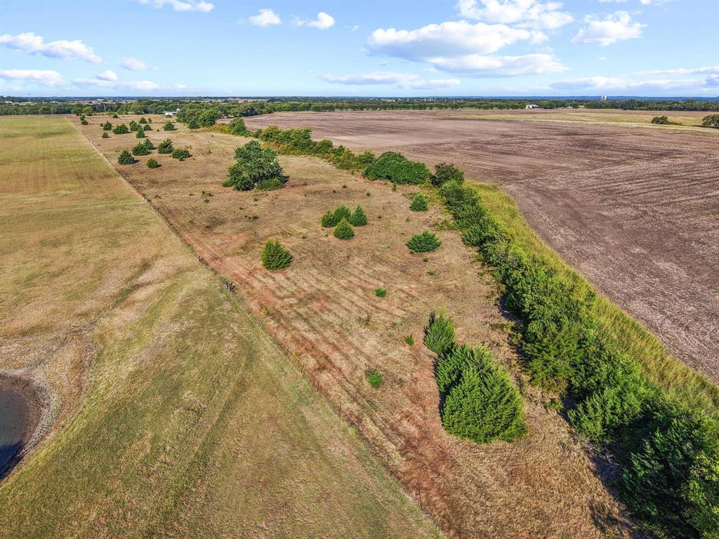 1220 Sears Road Bells, TX 75414 - Photo 16 of 18