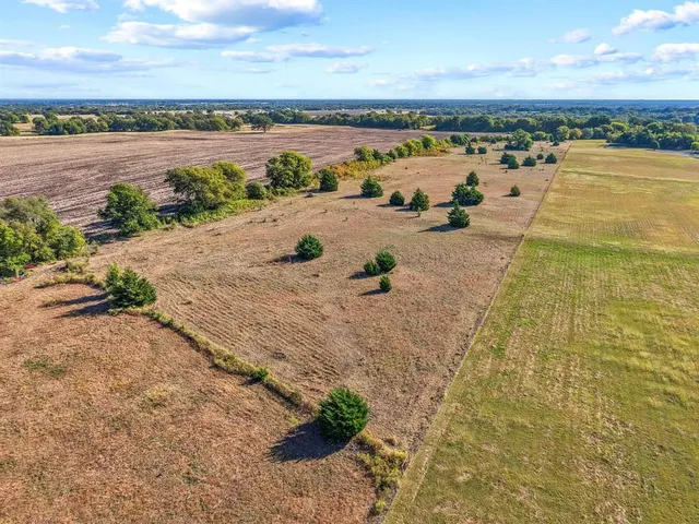 $416,000 | 1220 Sears Road, Bells, TX 75414