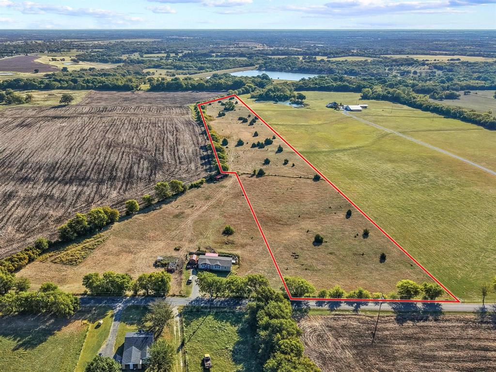 1220 Sears Road Bells, TX 75414 - Photo 5 of 18