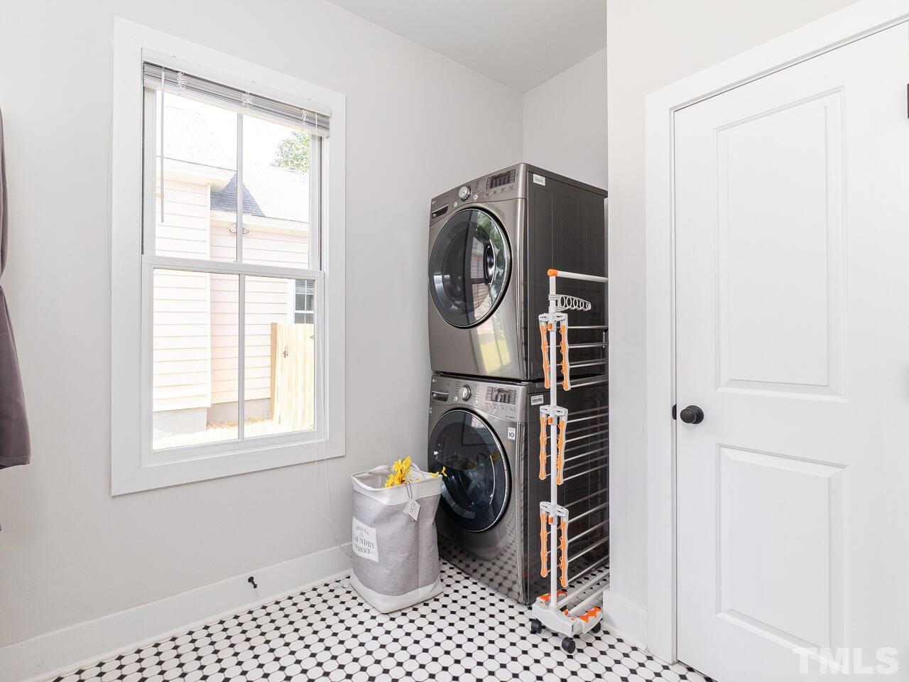 217 East South Street Raleigh, NC 27601 - Photo 13 of 26 Gallery Image 13