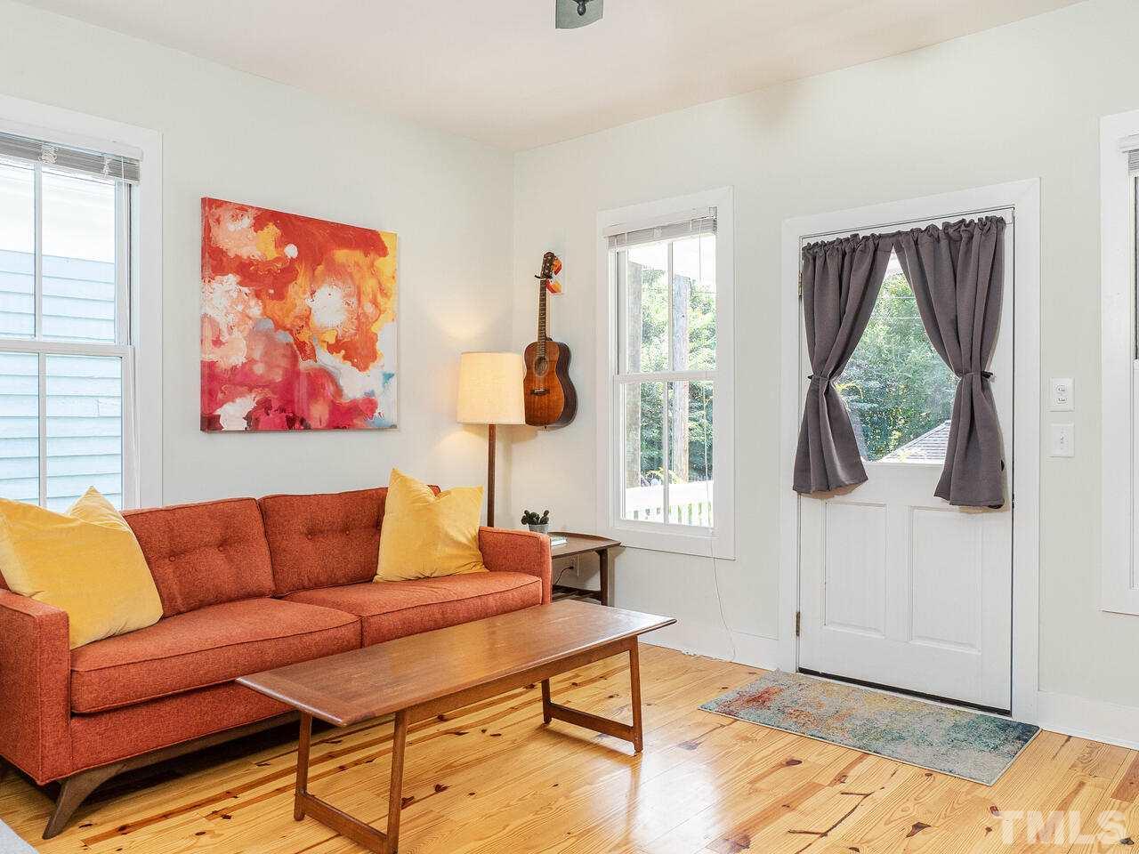 217 East South Street Raleigh, NC 27601 - Photo 8 of 26 Gallery Image 8