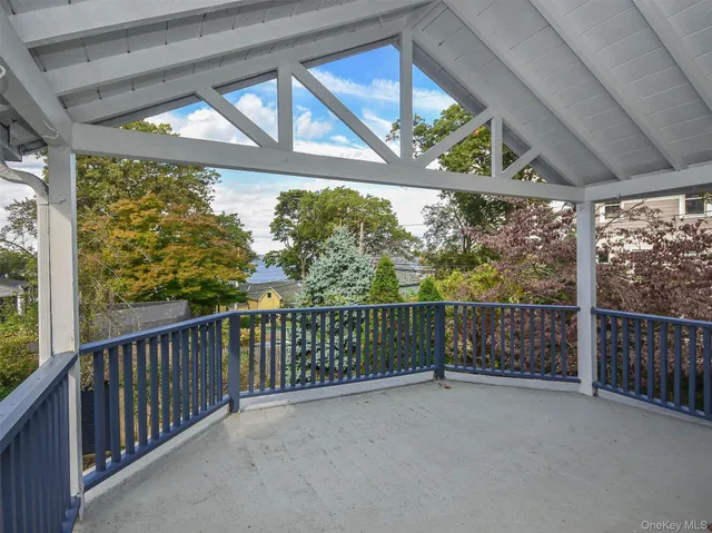 $5,000 | 27 Summit Avenue, Sea Cliff, NY 11579