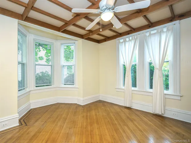 $5,000 | 27 Summit Avenue, Sea Cliff, NY 11579