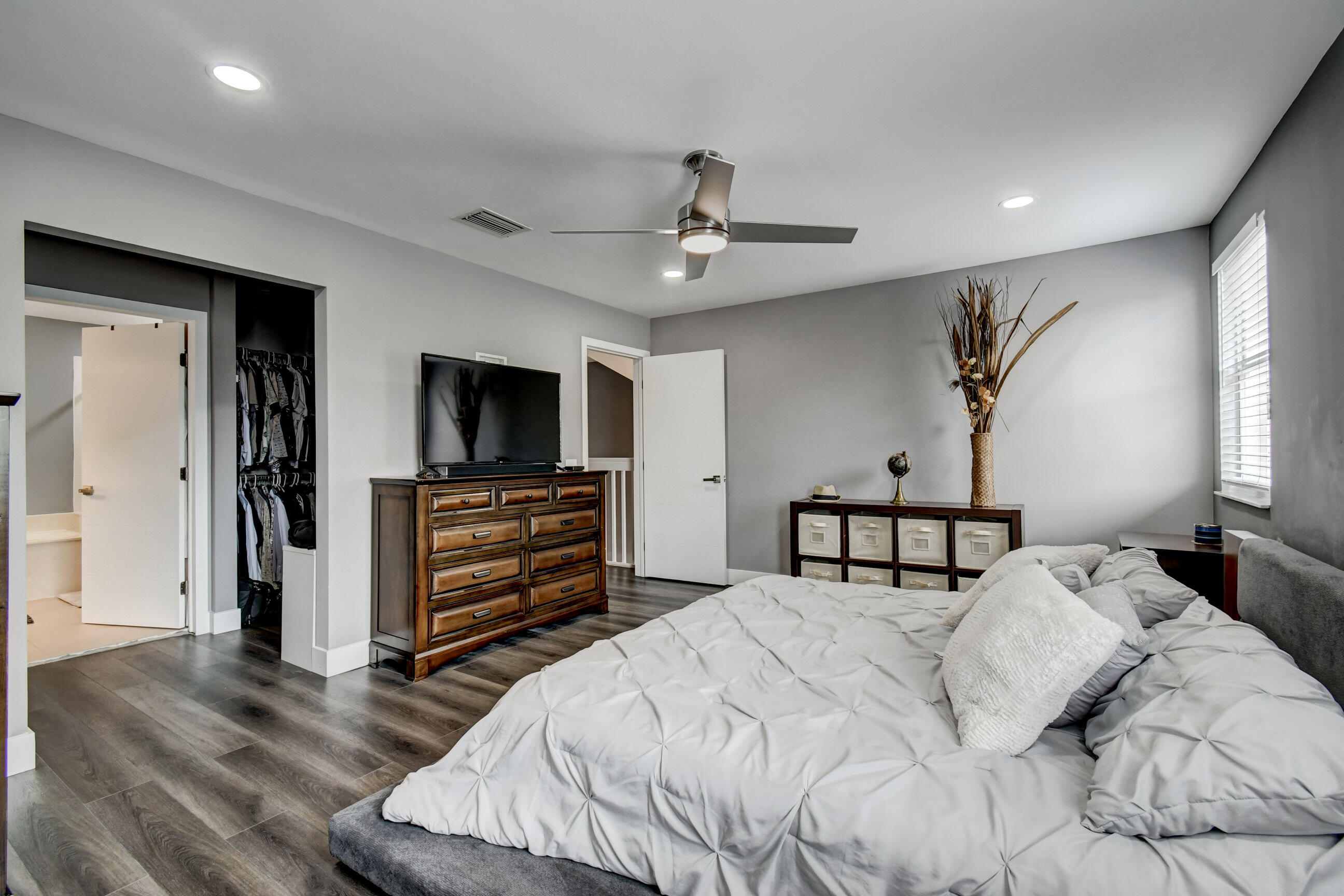 3527 Stratton Lane Boynton Beach, FL 33436 - Photo 20 of 55 45_dsc_8269_70_71_72_73