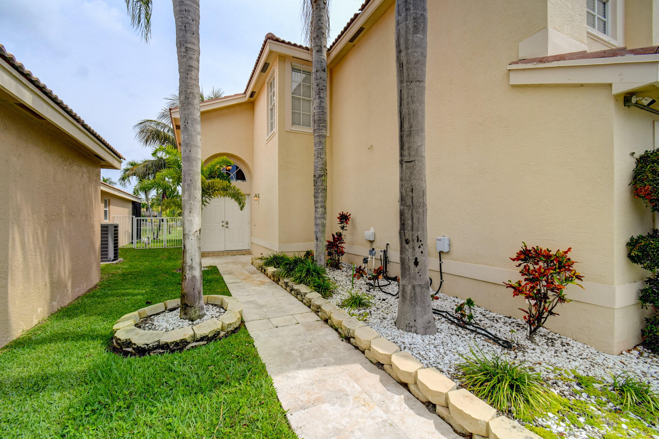3527 Stratton Lane Boynton Beach, FL 33436 - Photo 3 of 55 25_dsc_8779_80_81_82_83
