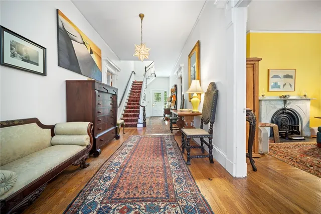 $2,499,000 | 33 Kay Street, Newport, RI 02840