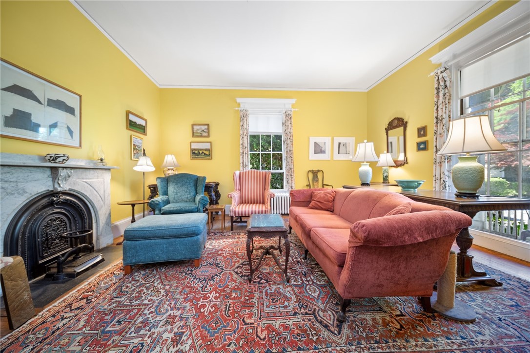 33 Kay Street Newport, RI 02840 - Photo 6 of 32