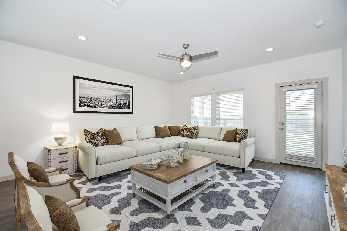 8034 House Bank Lane Rosharon, TX 77583 - Photo 13 of 32