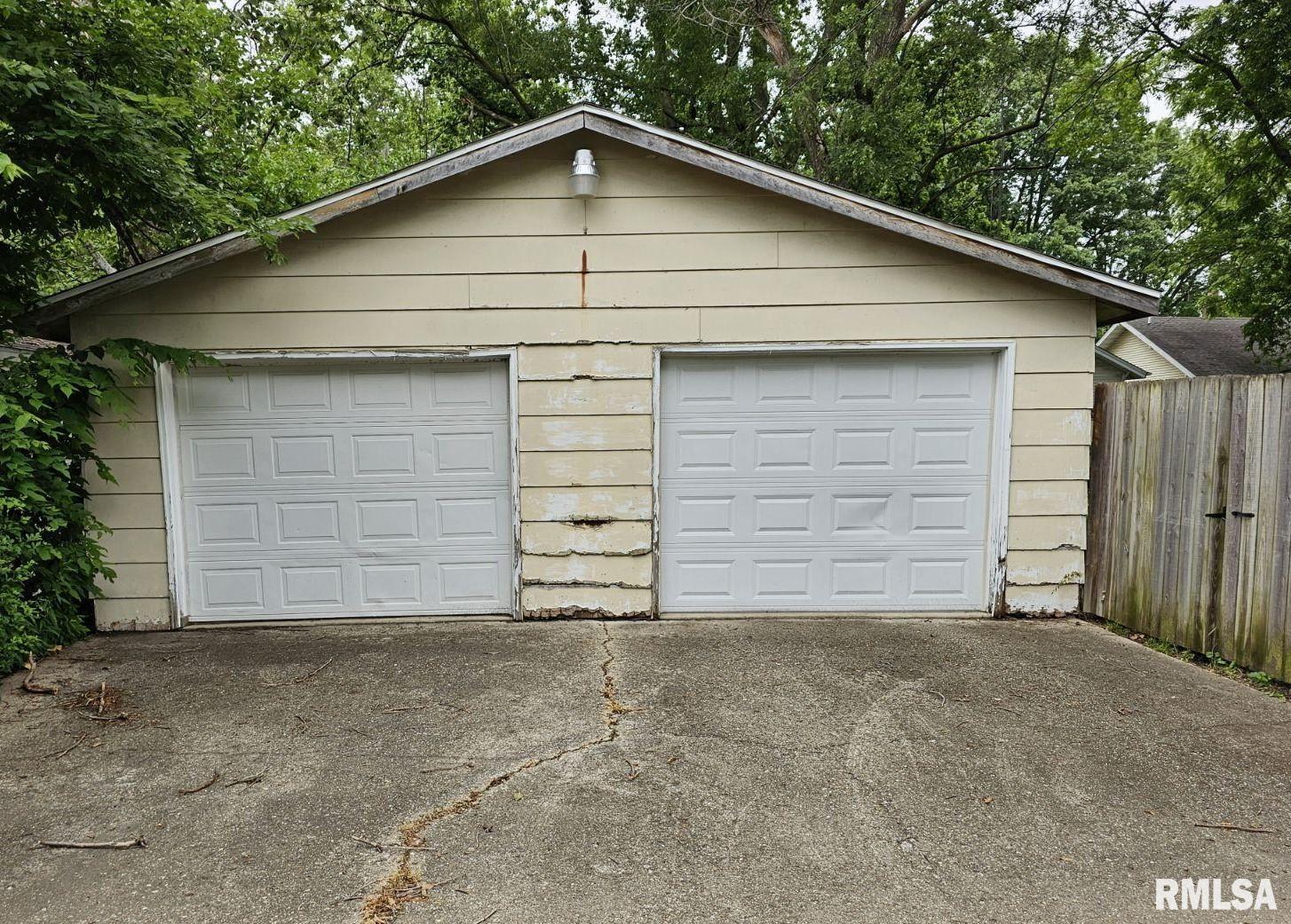 436 Williams Street Springfield, IL 62704 - Photo 2 of 2