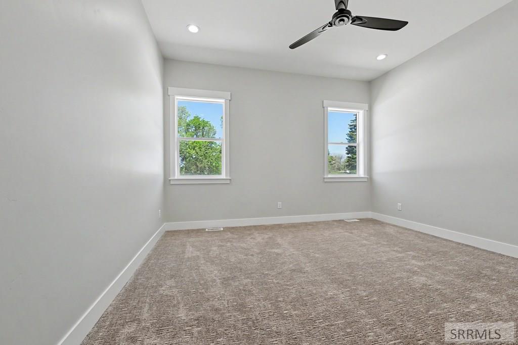 424 Willowbend Rigby, ID 83442 - Photo 5 of 16 Primary Suite