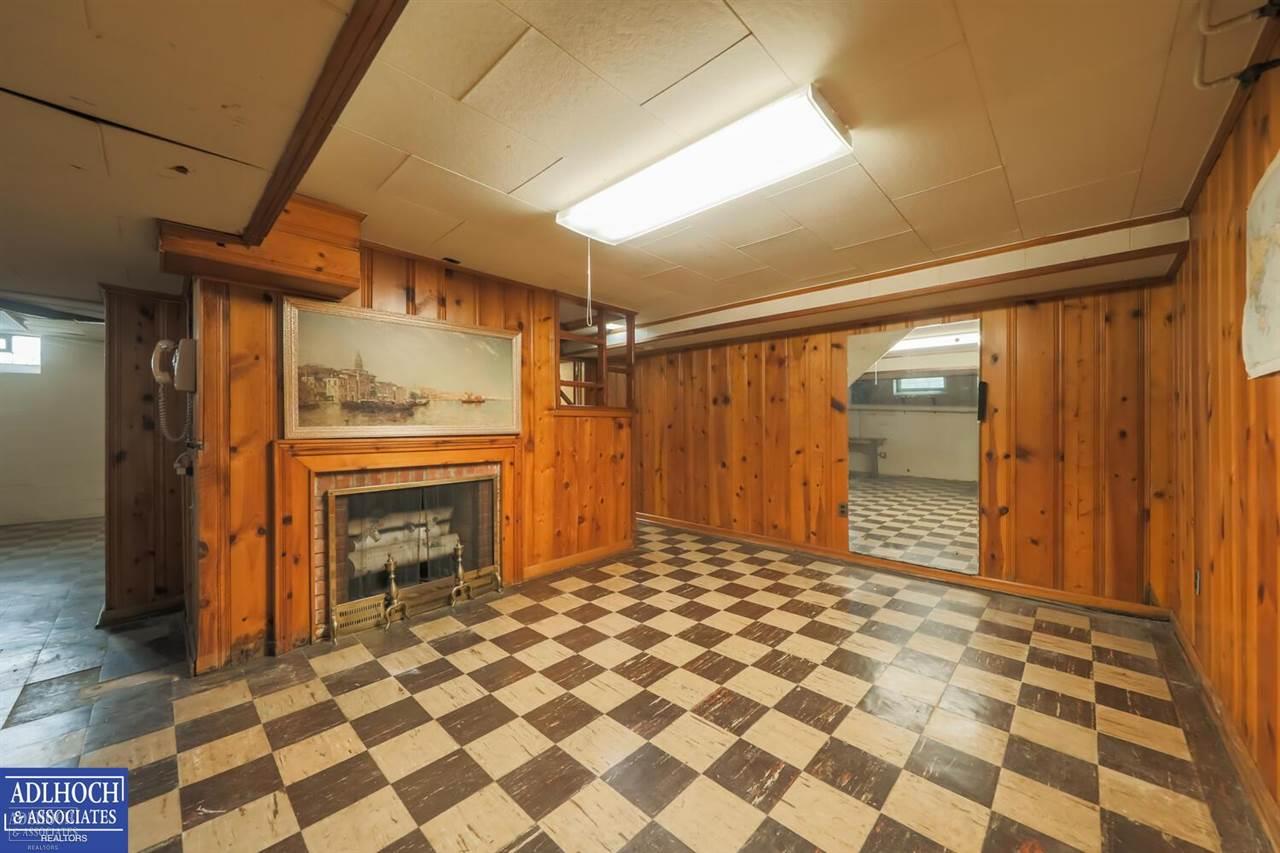 1395 Hampton Road Grosse Pointe Woods, MI 48236 - Photo 24 of 29