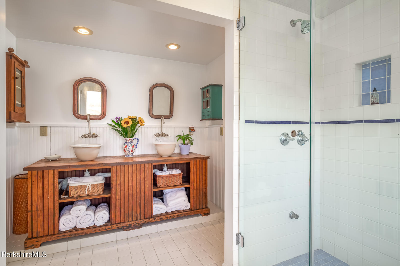 54 Sloan Road Williamstown, MA 01267 - Photo 25 of 38 Full bath